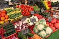 fruits vegetables market