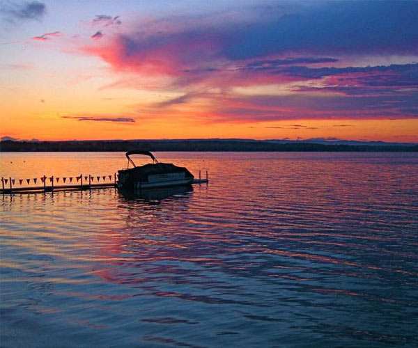 saratoga lake sunset