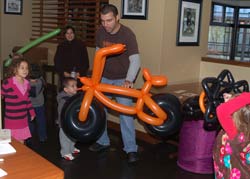 Balloons and Magic at Saratoga Fall Fest