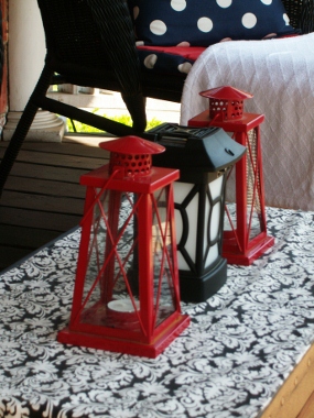 porch lanterns.jpg