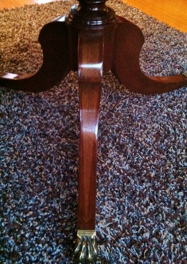 dine table detail (269x380).jpg