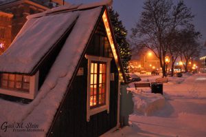 Santa's Cottage with a view down Broadway.