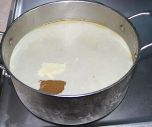 chicken20broth-thumb-300x251-13614.jpg