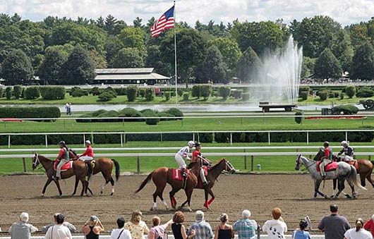 saratoga racetrack